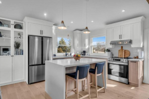 Luxury Family Home in Burlington